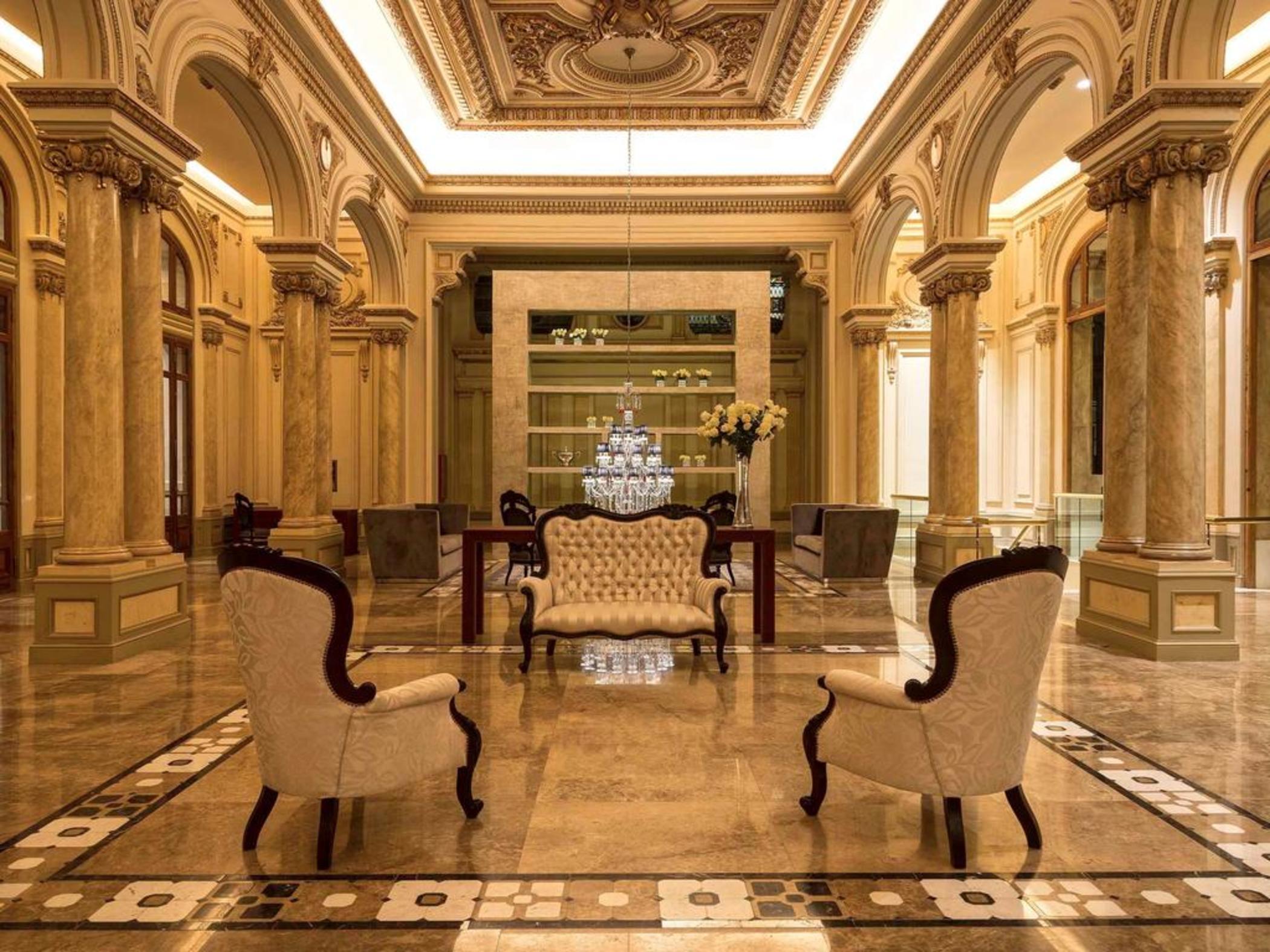 Sofitel Montevideo Casino Carrasco & Spa Dış mekan fotoğraf The lobby of the hotel