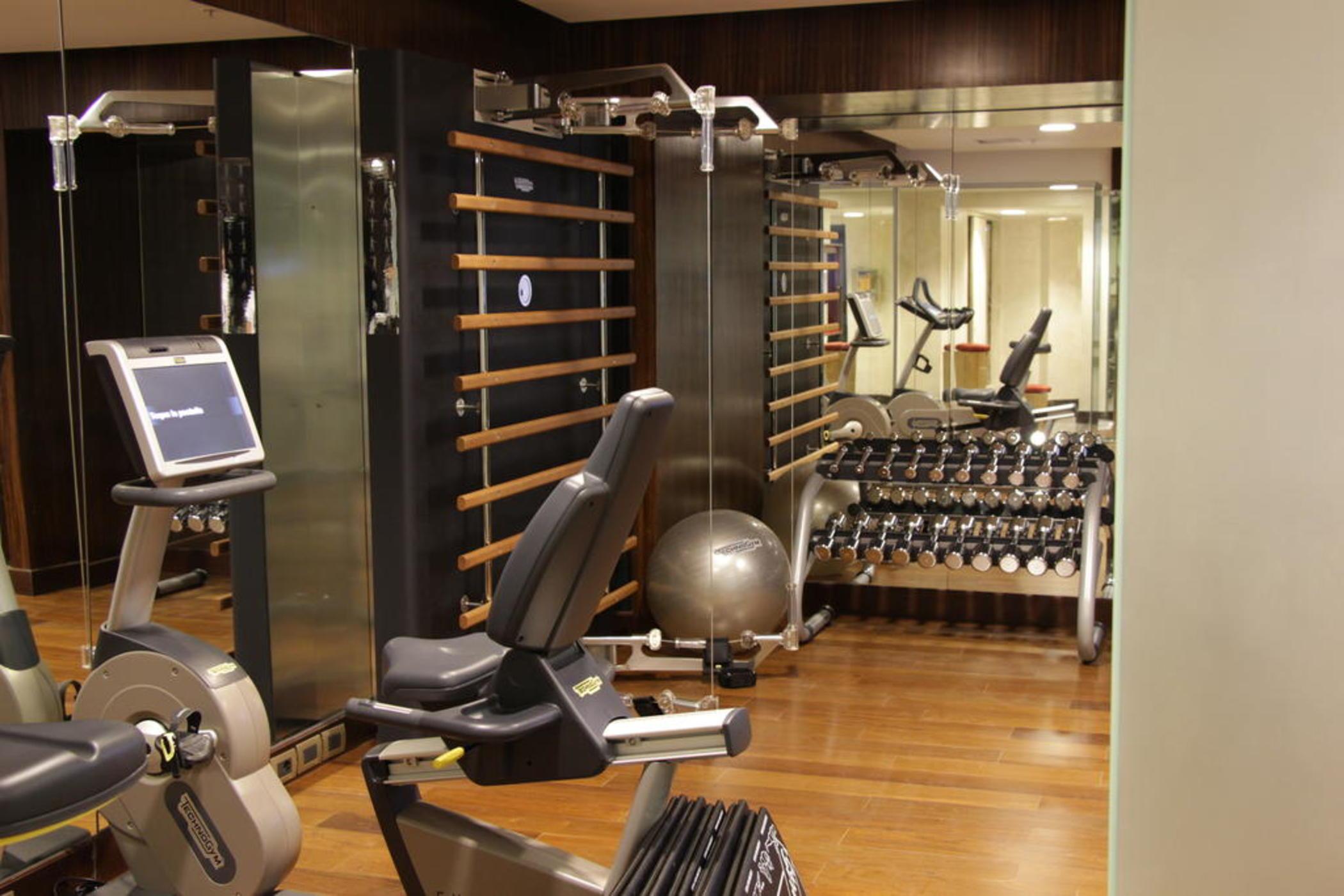 Sofitel Montevideo Casino Carrasco & Spa Dış mekan fotoğraf The gym at the hotel