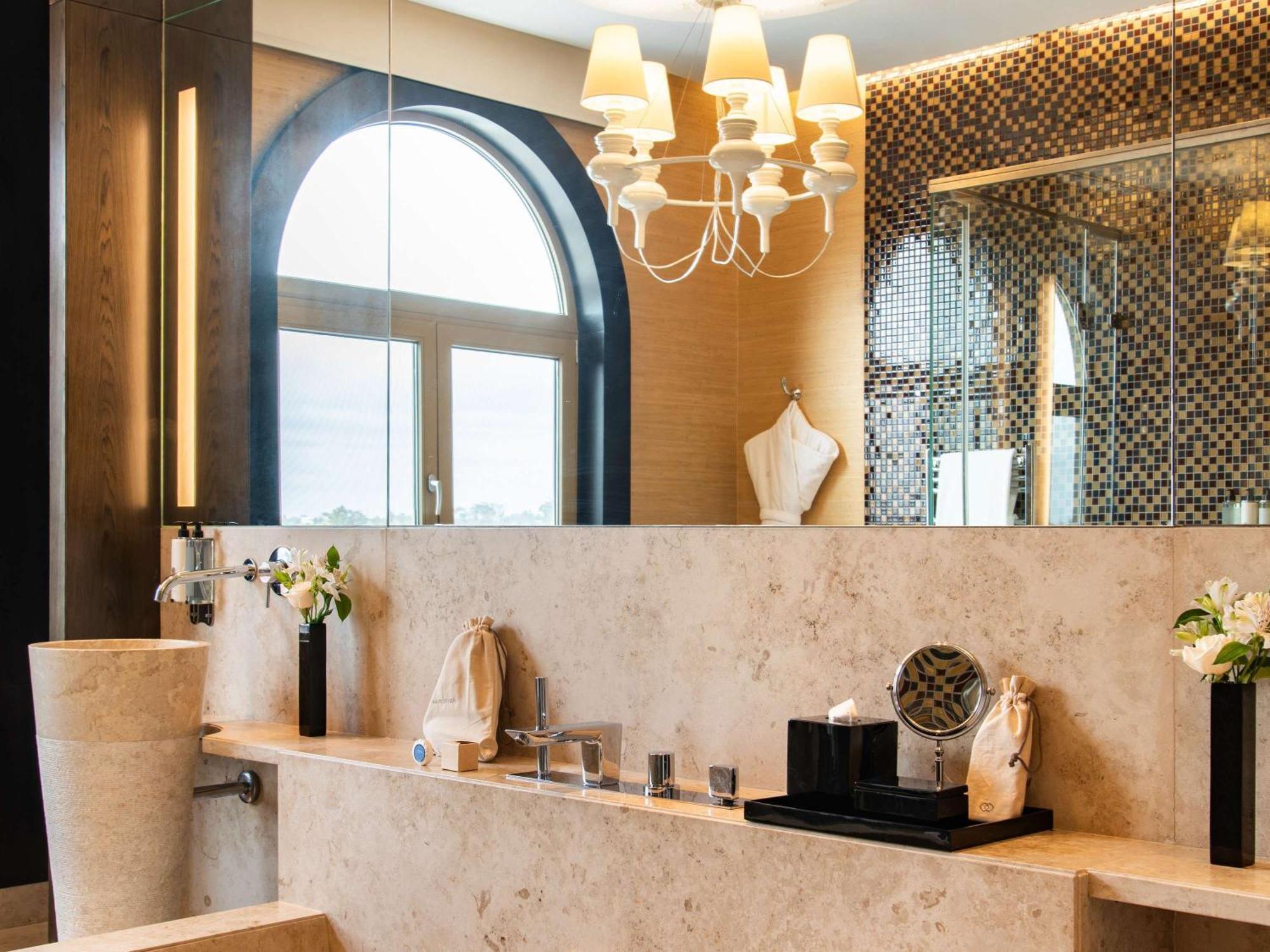 Sofitel Montevideo Casino Carrasco & Spa Dış mekan fotoğraf Bathroom