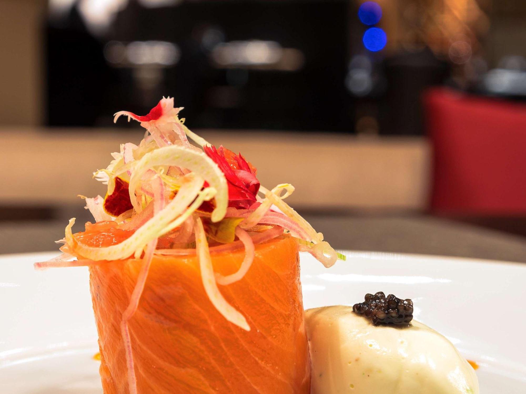 Sofitel Montevideo Casino Carrasco & Spa Dış mekan fotoğraf Salmon and caviar